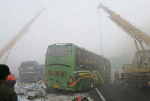 沈海高速3車(chē)相撞事故帶來(lái)的警示 2